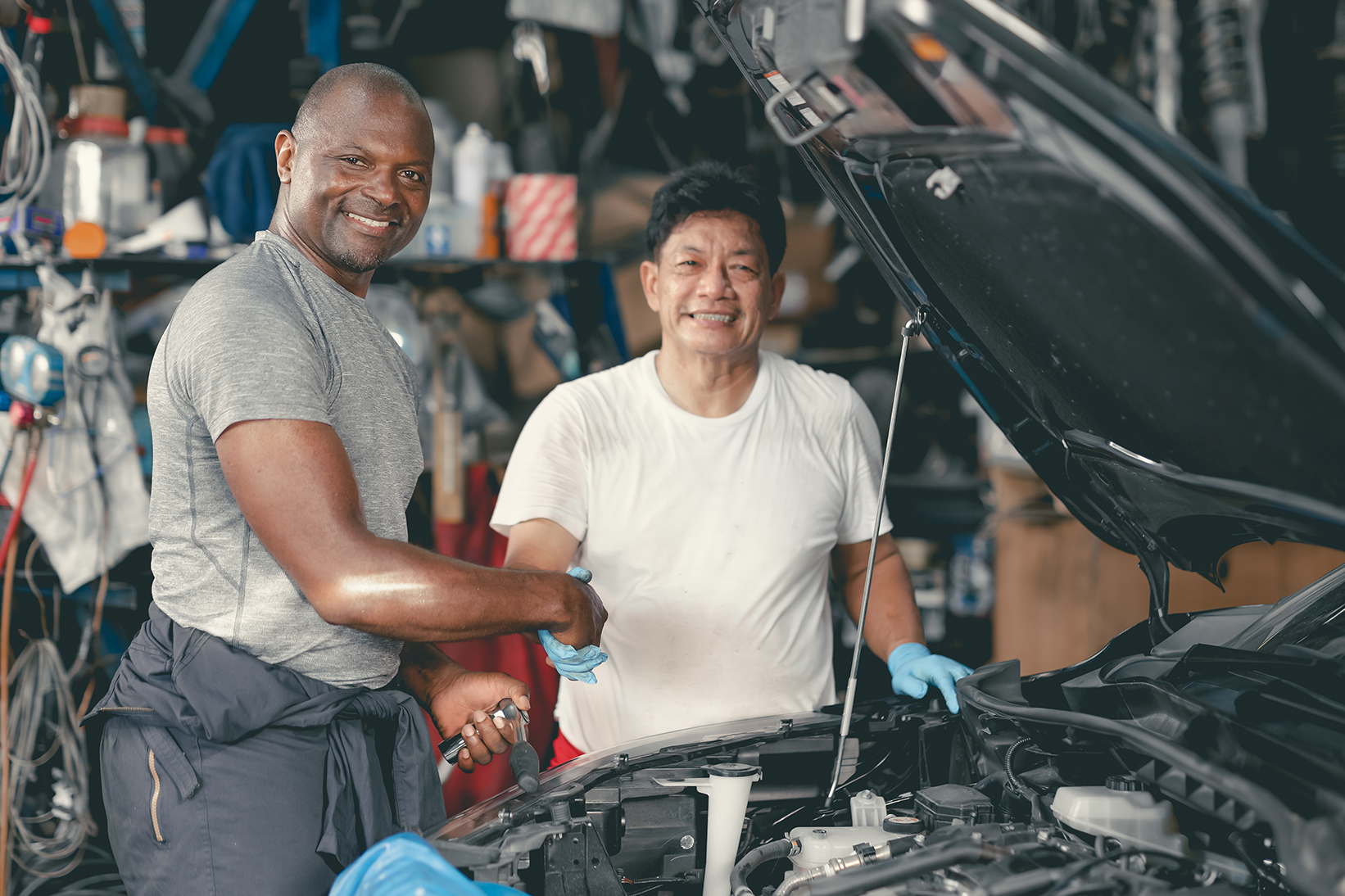 garage mechanic